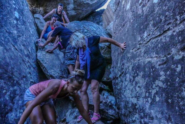 from-colombo-dambulla-and-pidurangala-rock-climb-day-trip