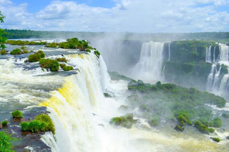 from-foz-do-iguacu-brazilian-side-of-the-falls-with-ticket