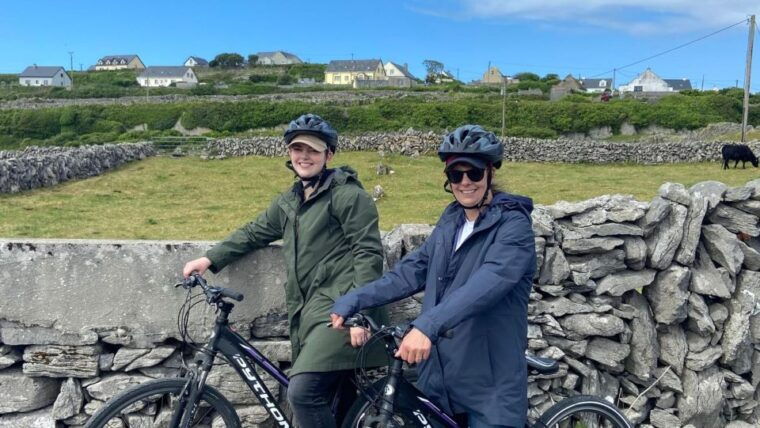 from-galway-day-trip-to-inisheer-with-bike-or-bus-tour