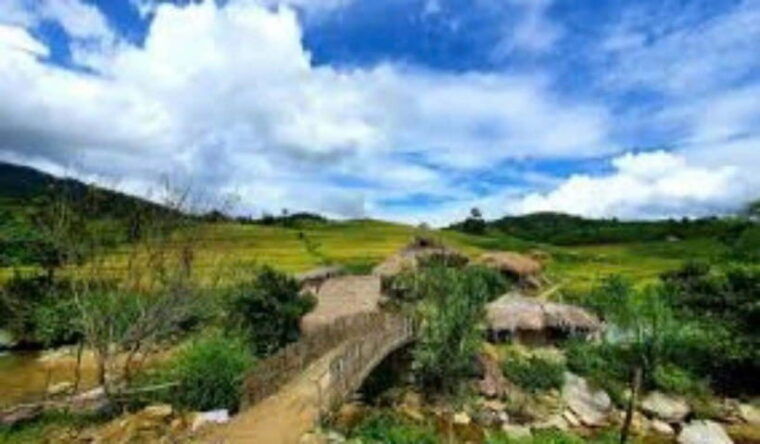 from-hanoi-2-day-ha-thanh-waterfall-and-khuoi-my-village