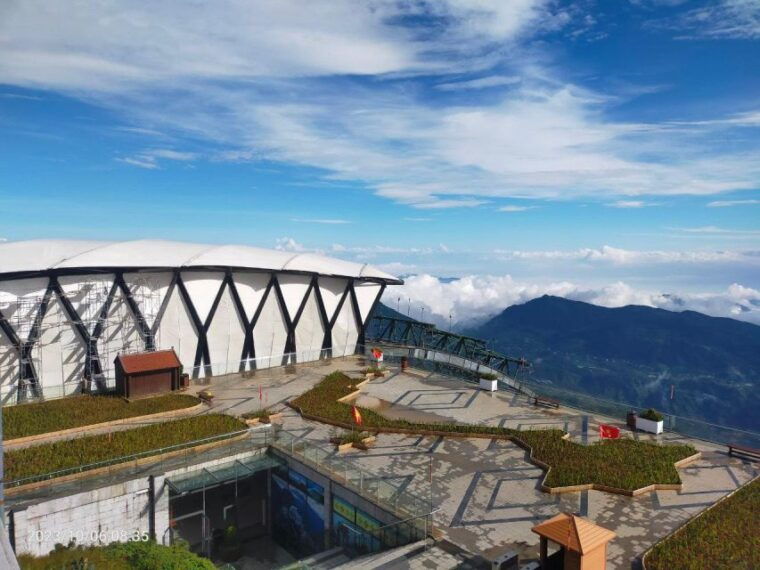 from-hanoi-2-day-sapa-fansipan-and-muong-hoa-valley-tour-2