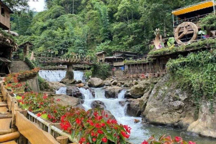 from-hanoi-2-day-sapa-trekking-cat-cat-ta-van-village