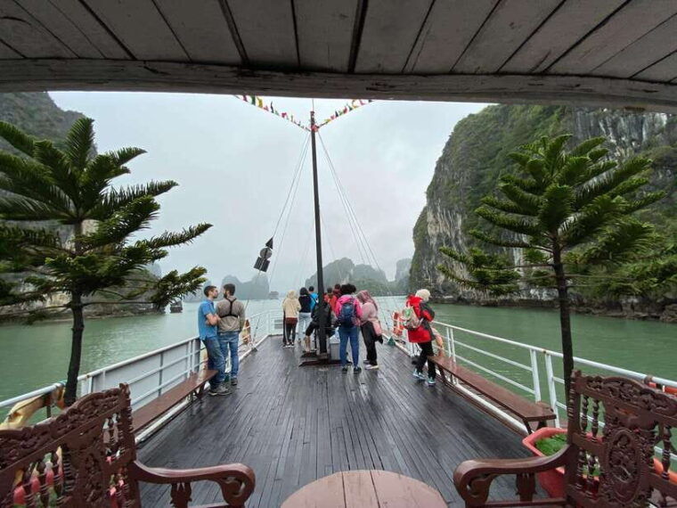 from-hanoi-halong-bay-cruise-with-lunch-and-transfers