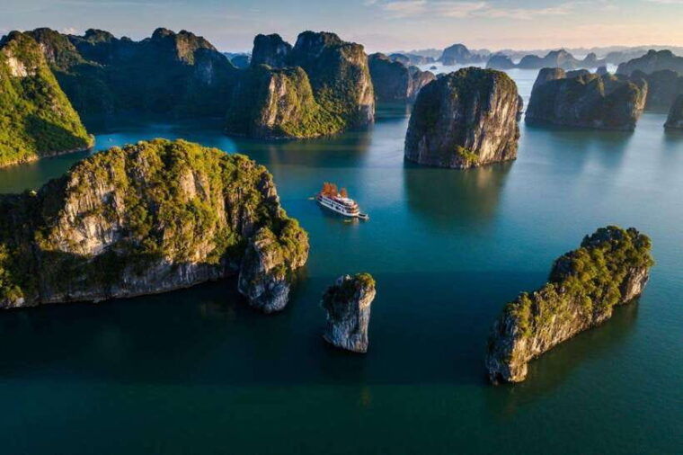 from-hanoi-halong-bay-luxury-tour-on-5-star-cruise