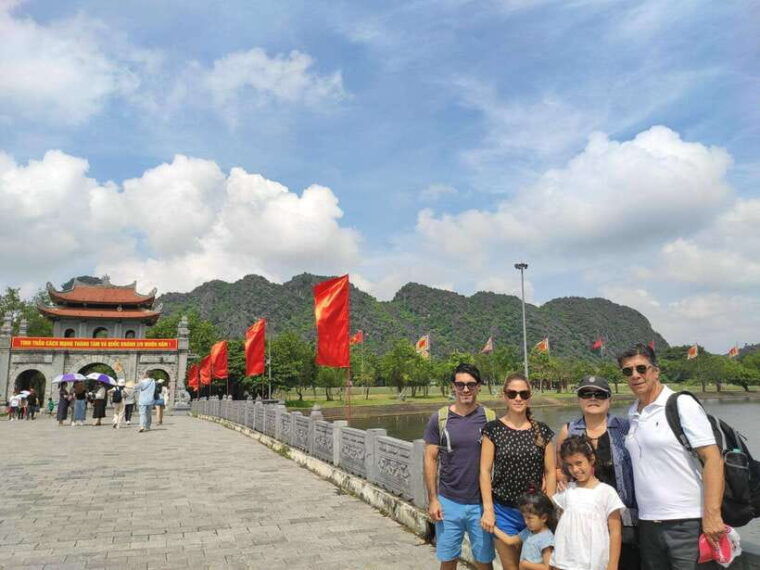 from-hanoi-hoa-lu-and-tam-coc-private-full-day-trip