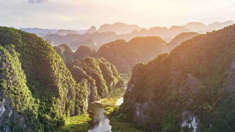 from-hanoi-ninh-binh-2-day-tour-with-hoa-lu-and-tam-coc