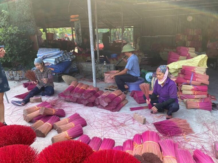from-hanoi-private-car-to-incense-village-ninh-binh-1-day