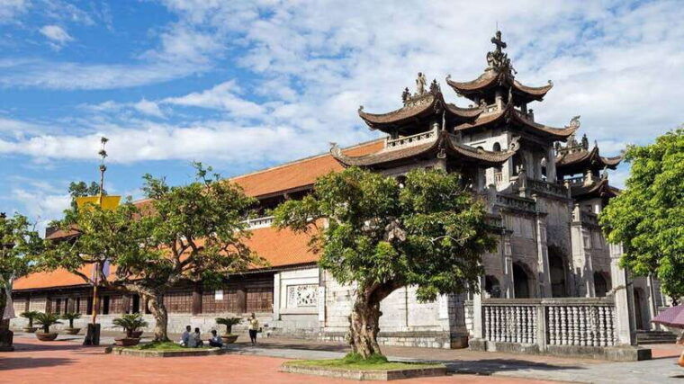 from-hanoi-private-day-tour-to-tam-coc-and-phat-diem