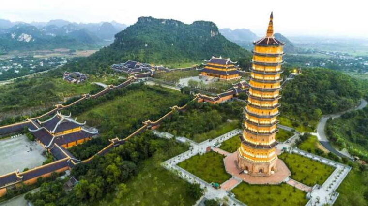 from-hanoi-trang-an-bai-dinh-pagoda-full-day-trip
