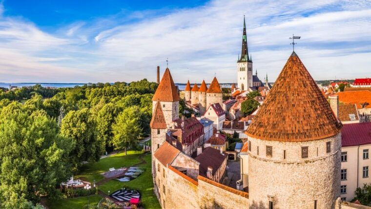 from-helsinki-return-day-trip-ferry-ticket-to-tallinn