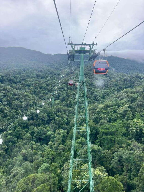 from-hoi-an-da-nang-ba-na-hills-and-golden-bridge-day-tour