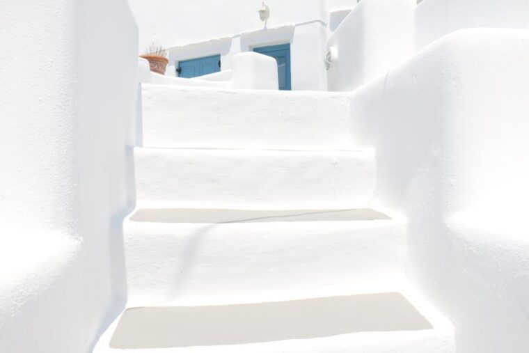 from-ios-rib-boat-trip-to-sikinos-island-and-winery-tour