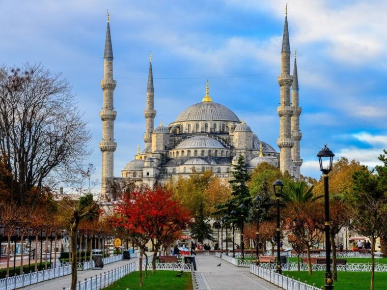 from-istanbul-4-day-istanbul-cappadocia-flightcave-hotel
