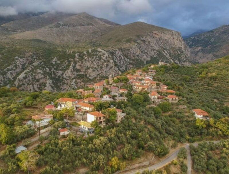 from-kalamata-ridomo-gorge-hiking-tour-with-greek-coffee