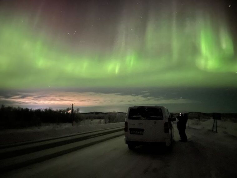 from-kiruna-abisko-national-park-northern-lights-tour