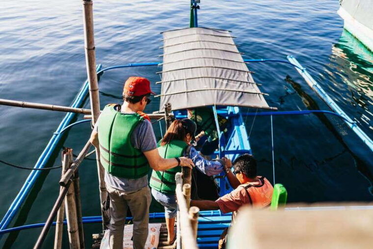 from-manila-taal-volcano-and-lake-boat-sightseeing-tour