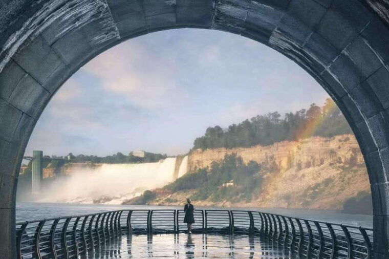 from-niagara-falls-canada-tour-boat-lunch-journey-skylon