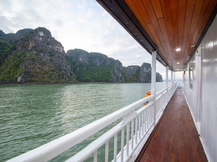 from-ninh-binh-ruby-ha-long-bay-overnight-cruise-2d-1n
