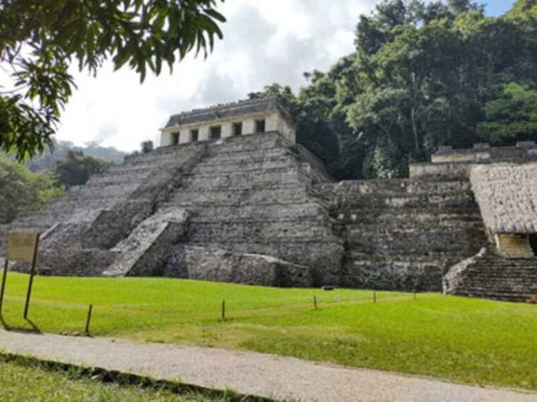 from-palenque-palenque-and-roberto-barrios-waterfalls-tour