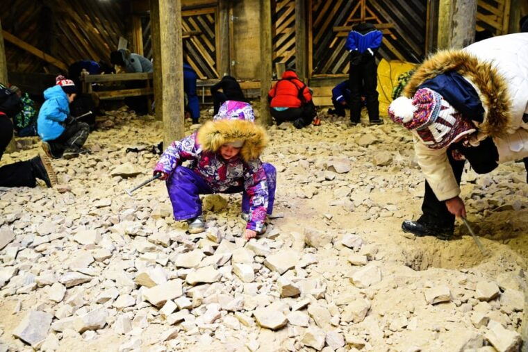 from-rovaniemi-excursion-to-the-amethyst-mine-in-luosto
