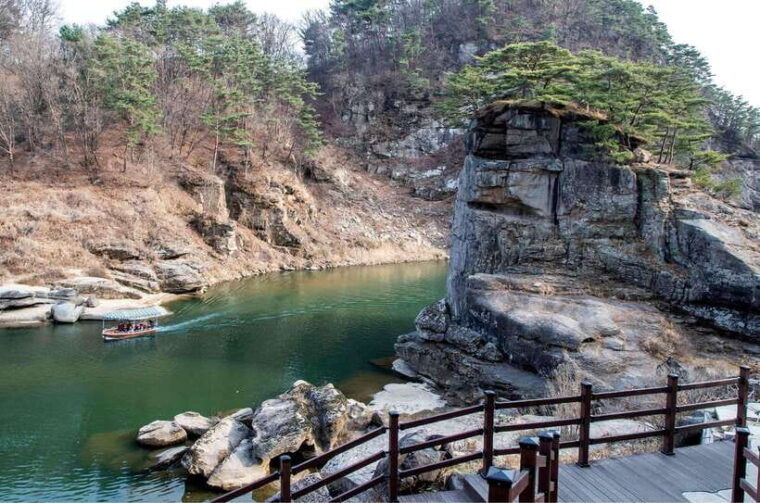 from-seoul-demilitarized-zone-2nd-tunnel-one-day-tour