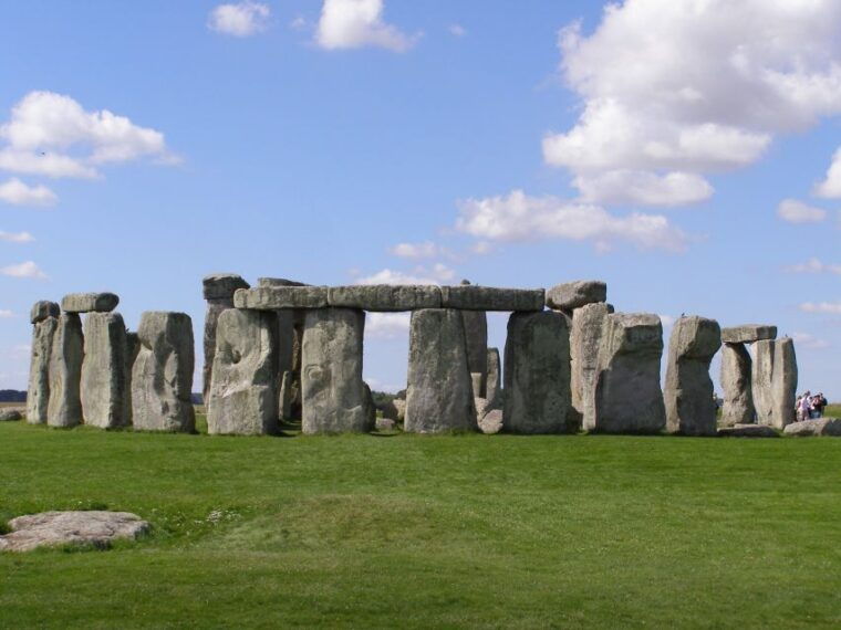 from-southampton-stonehenge-and-bath-guided-day-trip