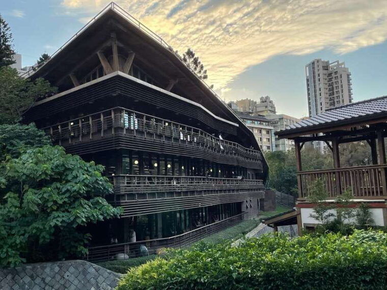 from-taipei-beitou-and-yangmingshan-national-park-day-tour