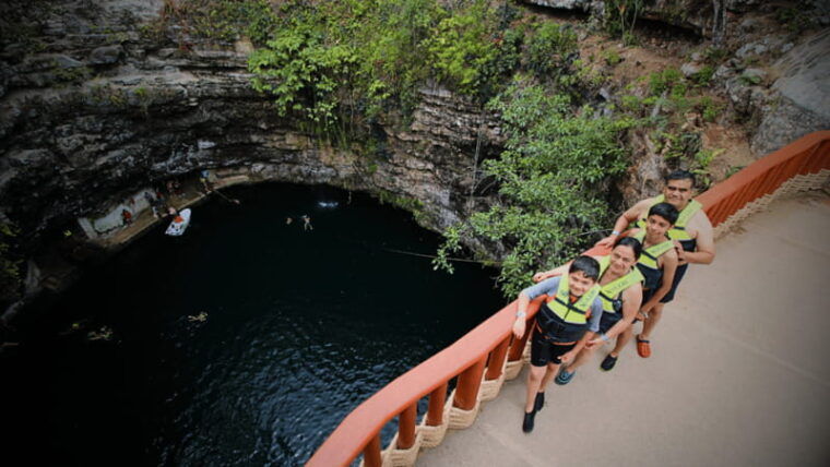 from-valladolid-chichen-itza-2-cenotes-collective-transport