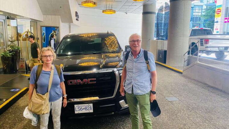 from-vancouver-victoria-highlights-car-tour