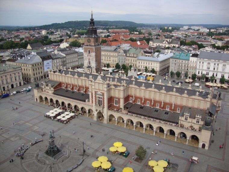 from-warsaw-3-or-6-hour-krakow-tour-by-private-car