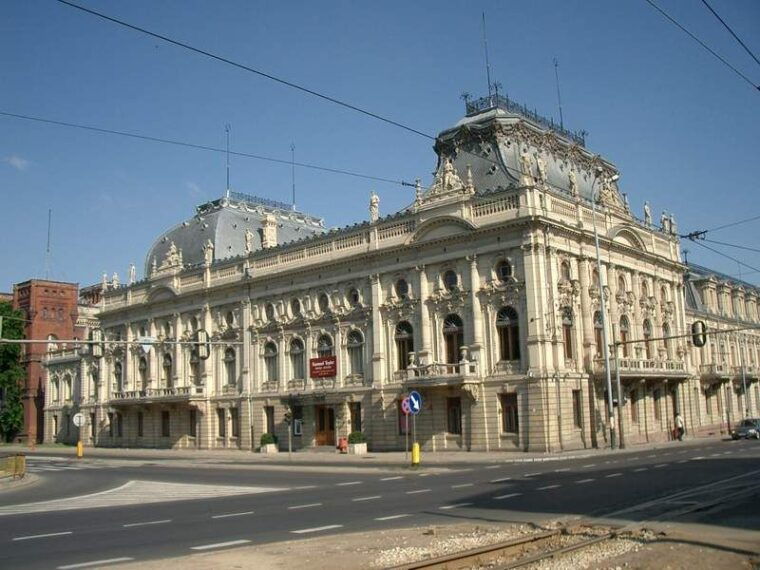 from-warsaw-lodz-private-full-day-tour