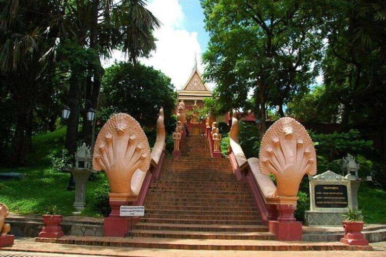 full-day-phnom-penh-private-tour-with-tour-guide