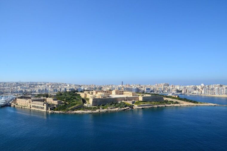 full-day-tour-in-gozo-private-driver-3