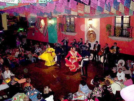 garibaldi-by-night-mexico-city