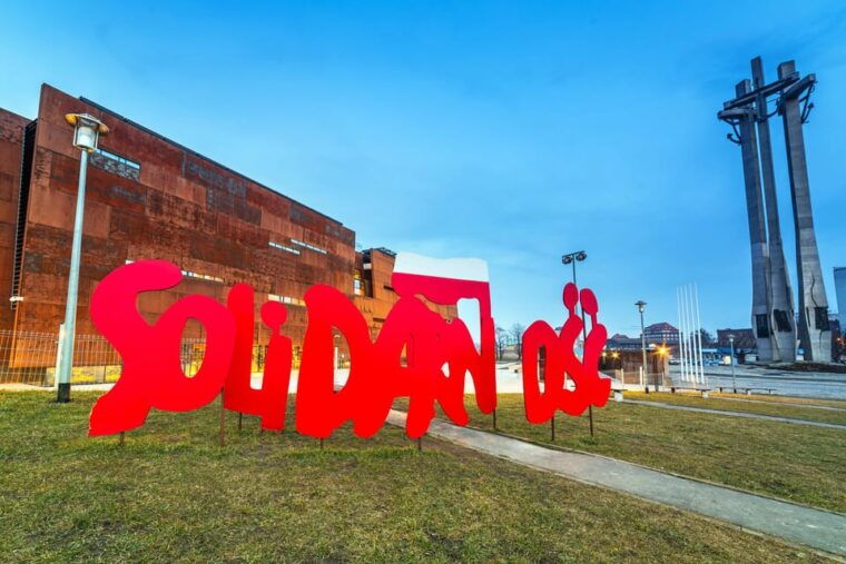 gdansk-european-solidarity-centre-guided-tour-2