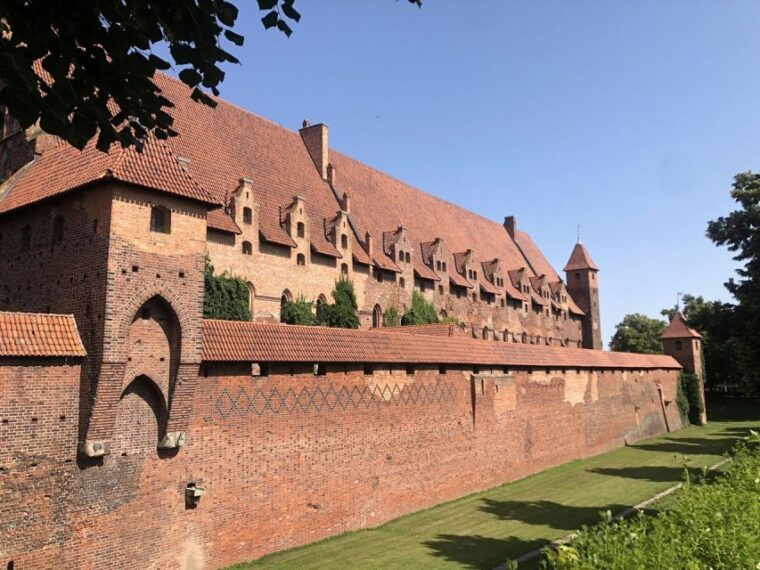gdansk-malbork-castle-westerplatte-tour-with-local-lunch