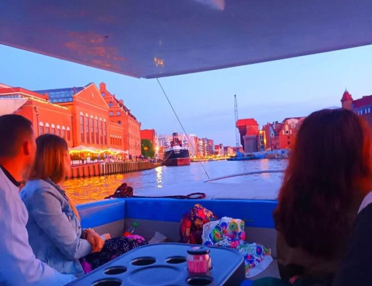 gdansk-motlawa-river-eco-cruise-at-sunset-with-prosecco