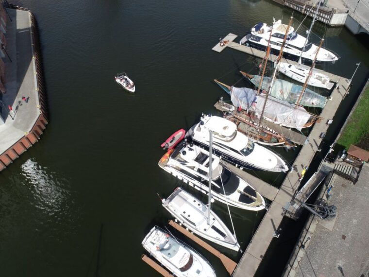 gdansk-motlawa-river-yacht-cruise