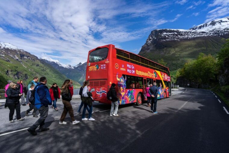 geiranger-city-sightseeing-hop-on-hop-off-bus-tour