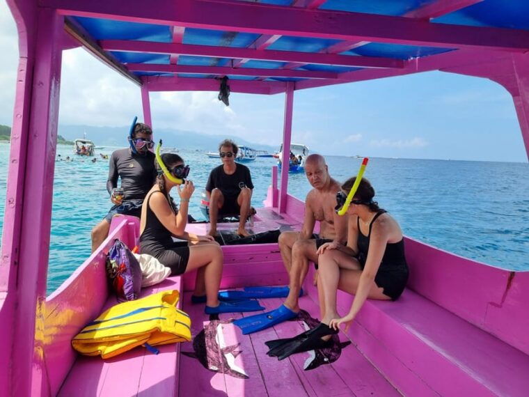 gili-island-snorkeling-gili-trawangan-meno-and-air
