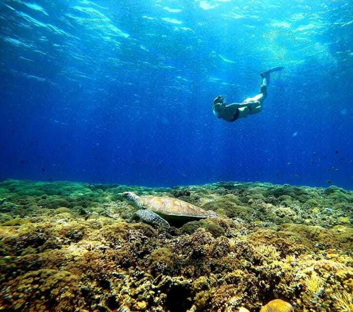 gili-island-sunset-boat-tour-snorkeling-gopro-included