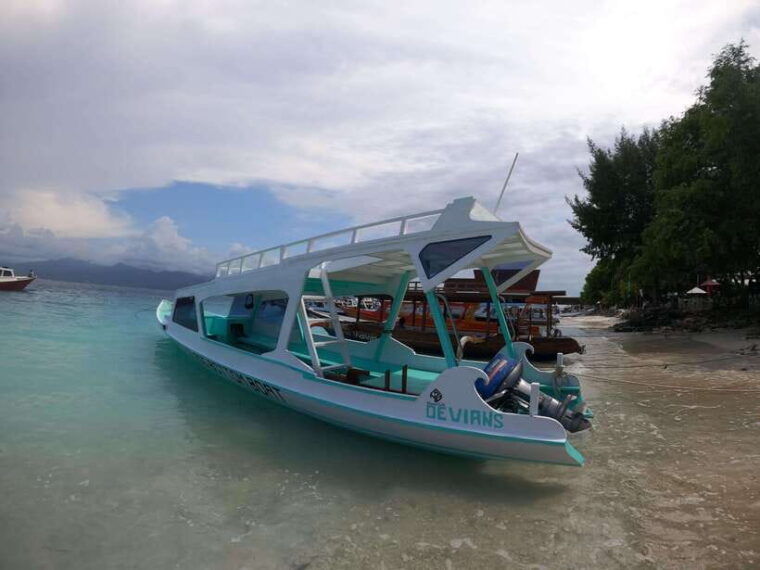 gili-t-small-group-snorkeling-trip