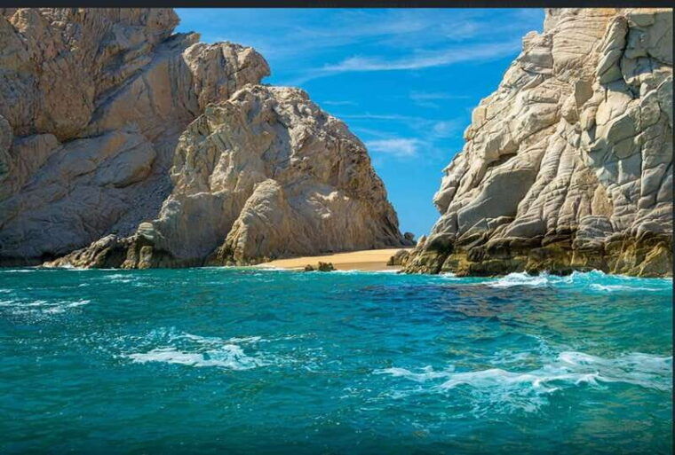 glass-bottom-boat-tour-arch-cabo