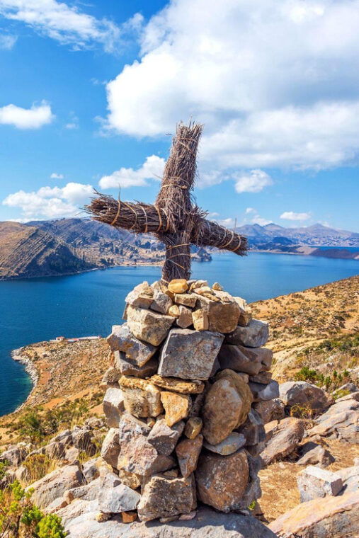 group-excursion-to-lake-titicaca-and-sun-island
