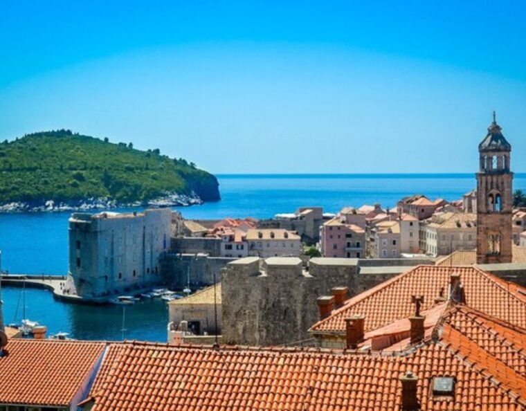 group-tour-dubrovnik-walking-tour-1h-duration-930am-6pm