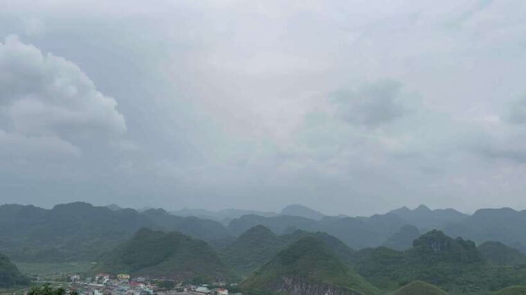 ha-giang-loop-motorbike-adventure-tour-with-easy-rider-4d3n