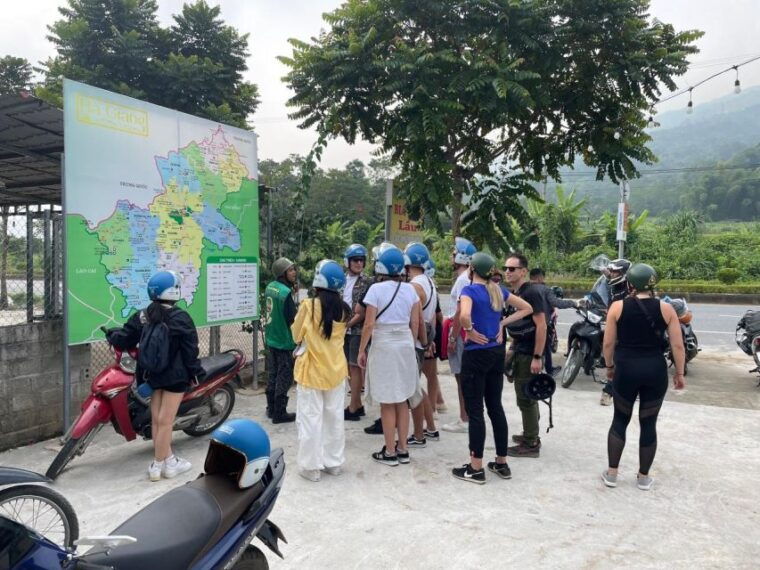 ha-giang-to-cao-bang-6-7-days-with-quiri-peninsula-hostel