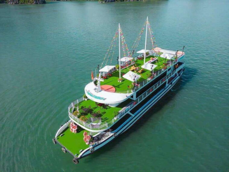 ha-long-bay-day-trip-with-deluxe-cruise