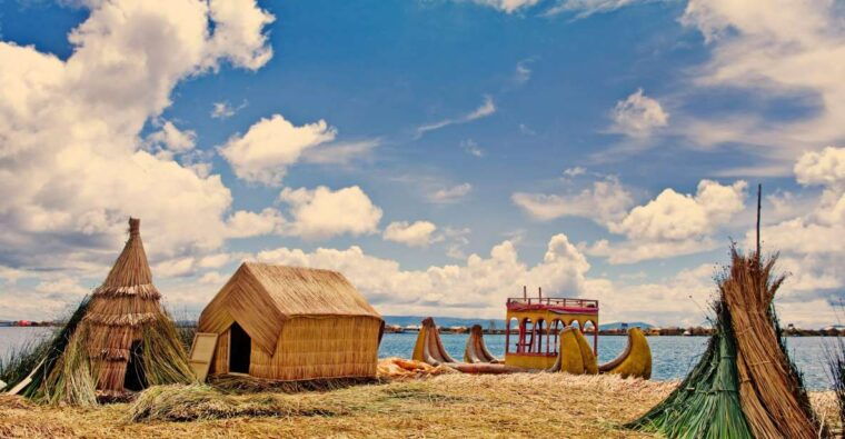 half-day-guided-lake-titicaca-tour-to-uros-floating-islands