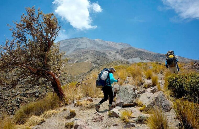 half-day-hike-to-misti-volcano